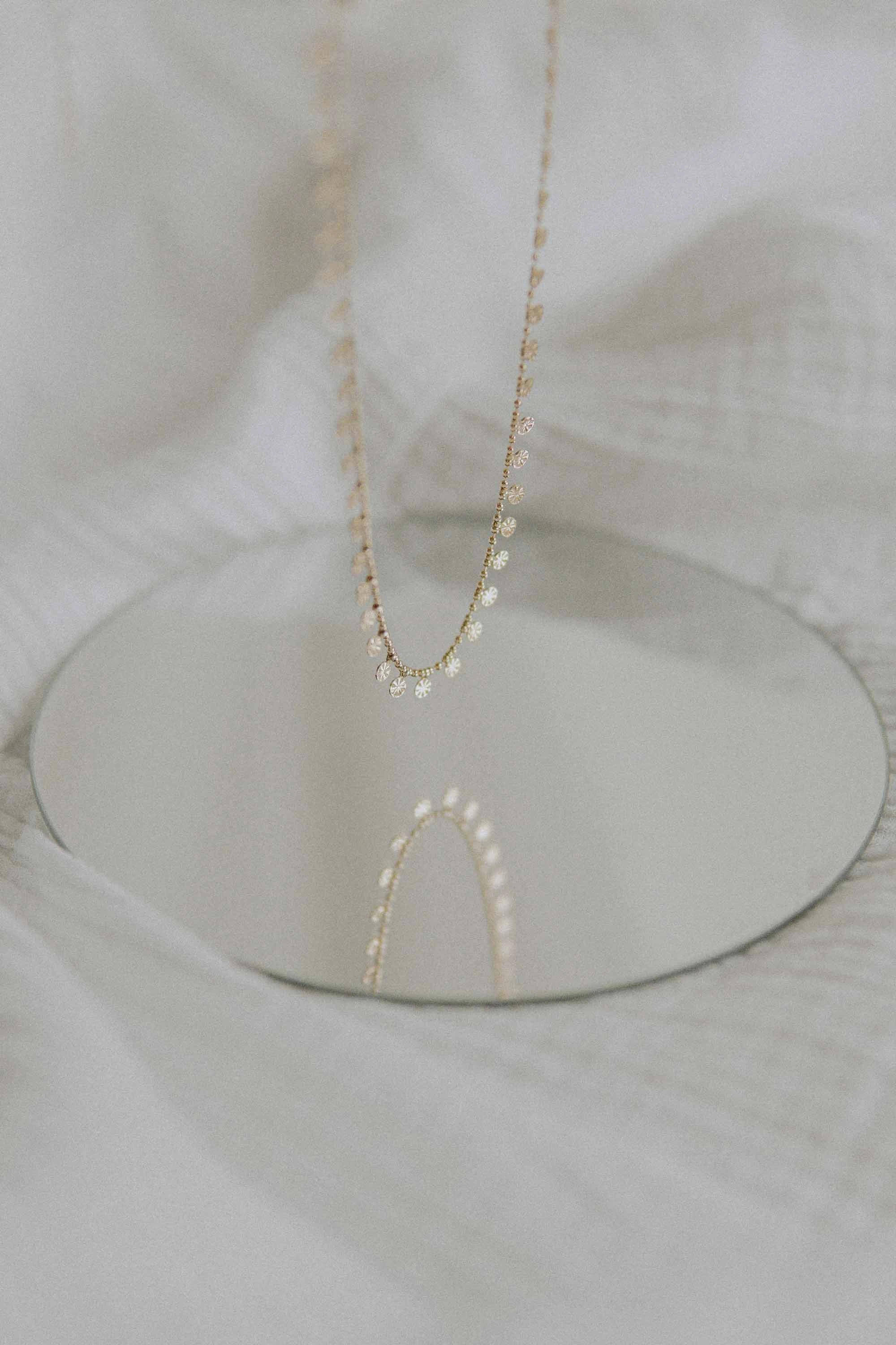  Simple everyday gold necklaces, perfect for layering and everyday looks